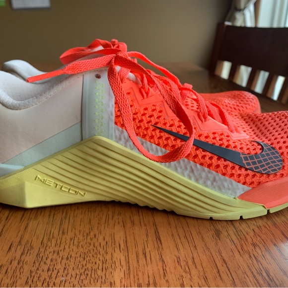 Nike running cross fit shoes. Bright mango color. Great condition. Size 7. - Picture 6 of 8